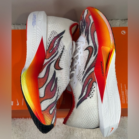 Nike ZoomX Vaporfly Next% 3 PRM main image 6